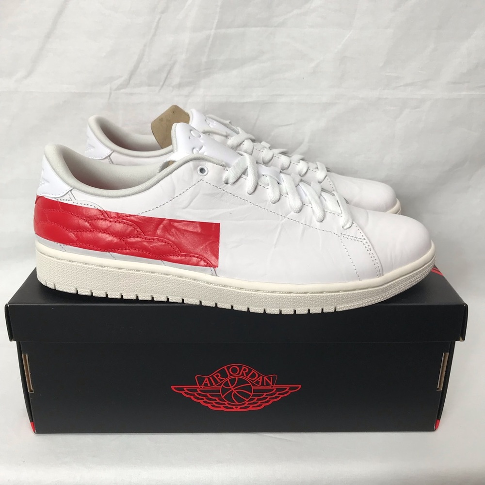 Jordan 1 Centre Court White University Red Size 10 - Picture 3 of 12